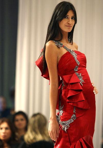Cairo holds fashion show