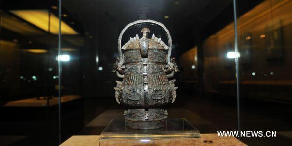 Artifacts from ancient China's Shang Dynasty on display in Haikou