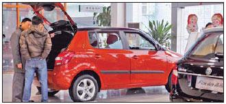 Auto market to slow in 2011