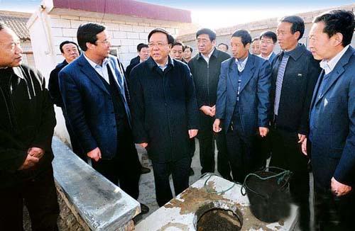 Lu Hao inspects drought relief work