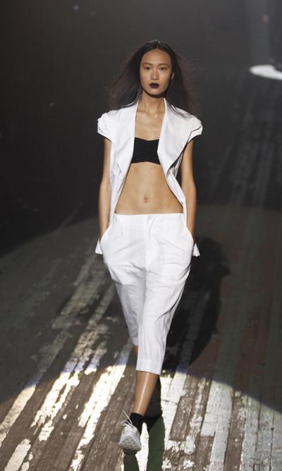NY Fashion Week: Y-3 2011 Spring/Summer collection