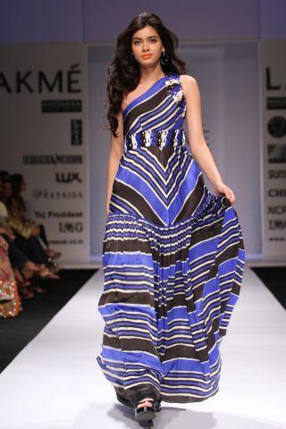 Lakme Fashion Week: Creations by Designer Gayatri Khanna