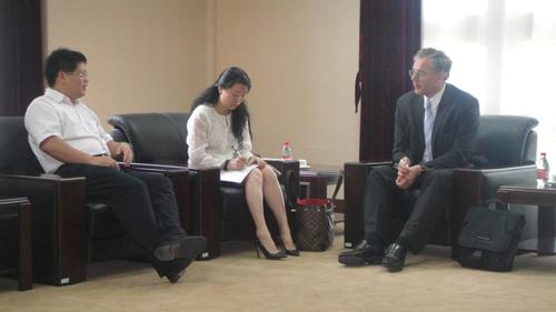 British Consulate-General Guangzhou, Science and Innovation Deputy Director visited IUE