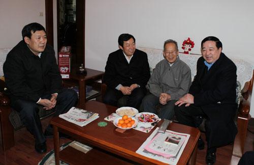 General Secretary Yao Zhilou and President Zhang Wendong Visited Retired Leaders and Other Seniors b