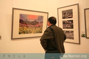 An exhibition is on view to showcase    happy Jiangyin