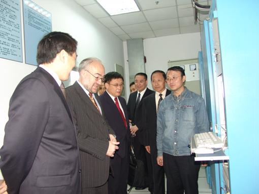 Mr. Jarraud, Secretary-General with WMO, Pays a Visit to the Center