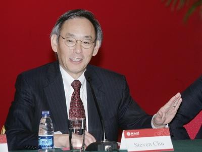 United States Secretary of Energy Steven Chu Visited PKU and Met with Professors and Students