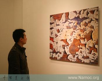 Zhang Hong presents a photography exhibition about the sea