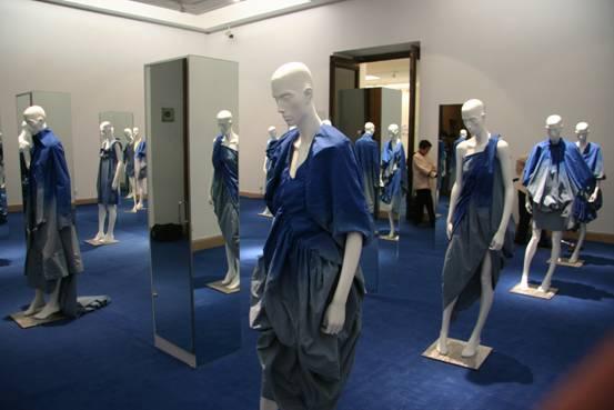 BIFT    Science, Art & Fashion    Exhibition at China National Art Gallery a Smash Hit