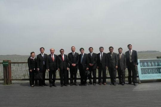 Prof. Xu Guanlin, President of Nanyang Technological University Visits SMU