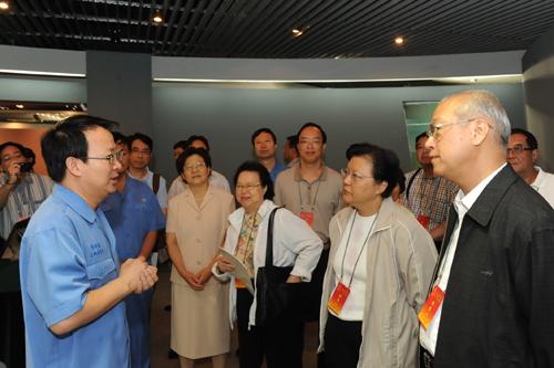 Hong Kong SAR NPC Representatives'Visit to TISCO (Picture)