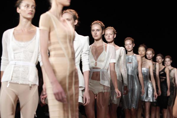 Max Azria's body-grazing looks dominate runway at NY Fashion Week