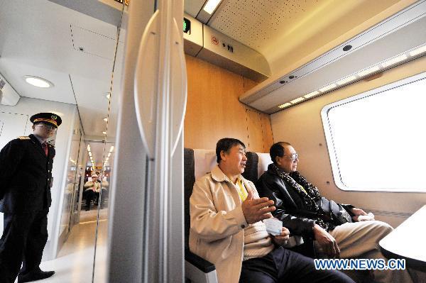 Guangzhou-Zhuhai intercity railway put into operation