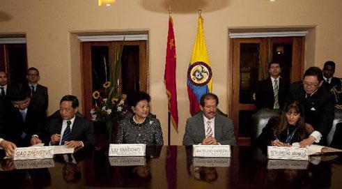 Senior Colombian, Chinese Officials Discuss Closer Ties
