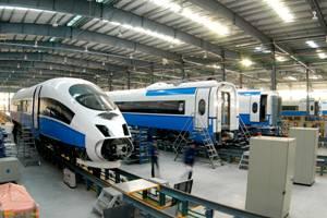 China unveils 350km/h bullet train