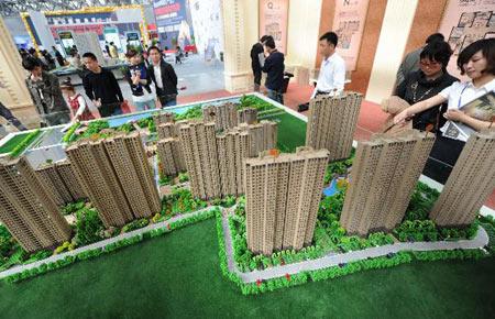 Real estate exhibition attracts customers