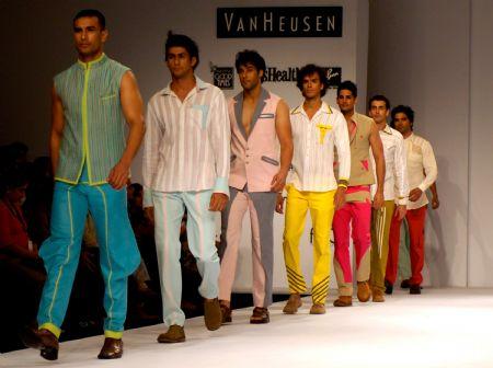 Van Heusen Indian Mens' Fashion Week 2009 begins