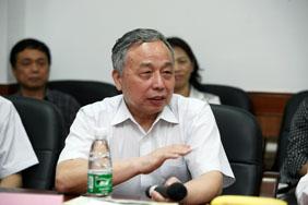 Academician SHU Xingtian of PSI visits SCUT