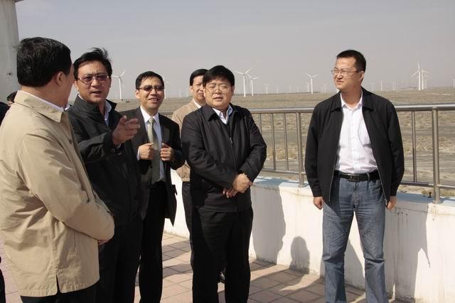 Wu Baozhong, Chairman of the Supervisory Board, and his attendees arrived at Tuoli(Xinjiang) Wind Farm to make an Investigation