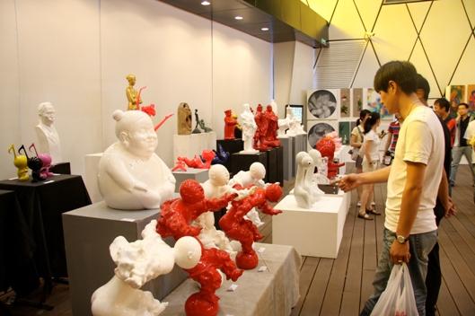 Valuable artworks at affordable prices come to Sanlitun
