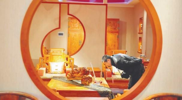 Zhongshan Golden Mahogany Furniture Business Expo