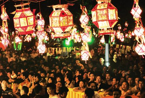 The first Lantern Festival of Hongmei Township kicks off