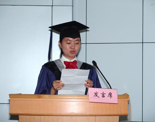 Our university grandly holds the 2006 postgraduate graduation ceremony