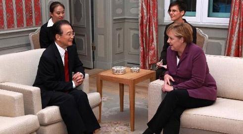 Chinese Premier Meets with German Chancellor