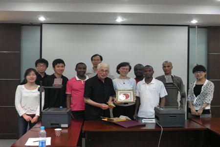 Prof. Walter Graf visited Hohai University