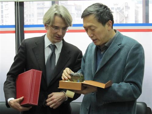 French Consul General in Shanghai visited Tongji