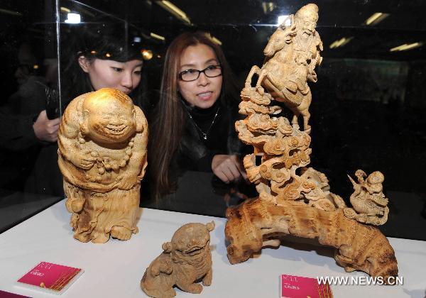 Exhibition of bamboo sculptures held in HK