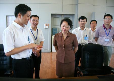 Acting Mayor Wei Xuanjun inspected Jiangxi Ganxi Power Supply Company
