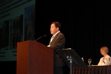 Tsinghua President Gu Binglin Attends the 2009 ASEE Annual Conference & Exposition