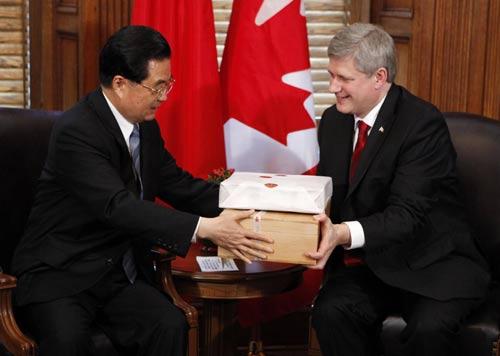China, Canada aim to double trade