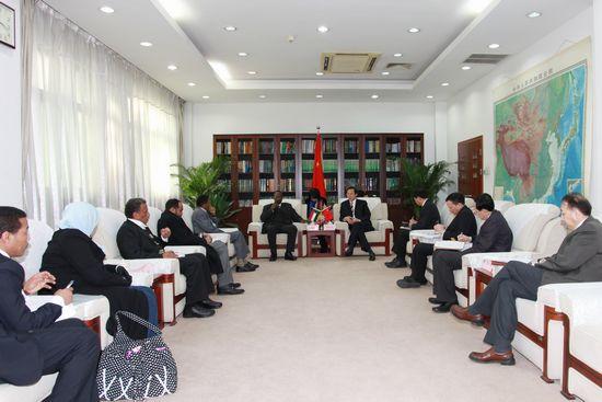 Agriculture Minister Han Changfu meets with Sudanese Minister of Animal Resources and Fisheries