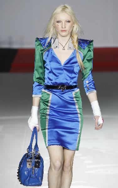 Boxer's Second Skin: Russian Fashion Week