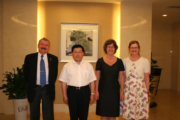 Visit by Vice-President of University of Ume  , Sweden