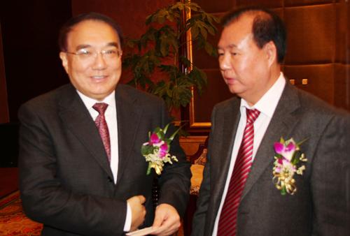 Liaoning Officials Meet with MCET Chairman