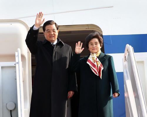 President Hujintao arrived in Seoul to attend G20 summit
