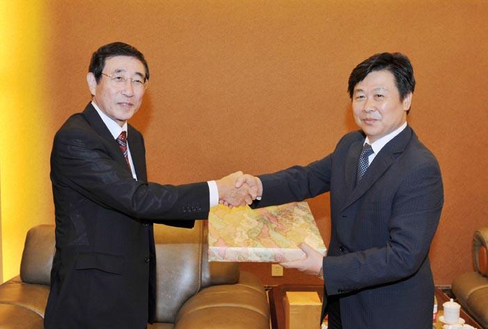 President              of Yamaguchi University Visited SDU