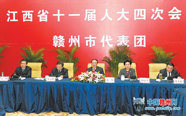 Su Rong: Fully Support Ganzhou to Accelerate Development and Transition