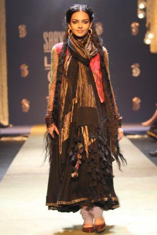 LAKME GRAND FINALE - SABYASACHI MUKHERJEE