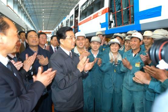 Chinese President Hu inspected Changchun Plant