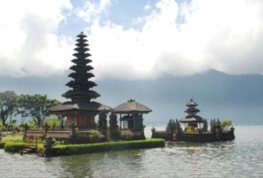 Indonesia tourism: More revenue in 2011