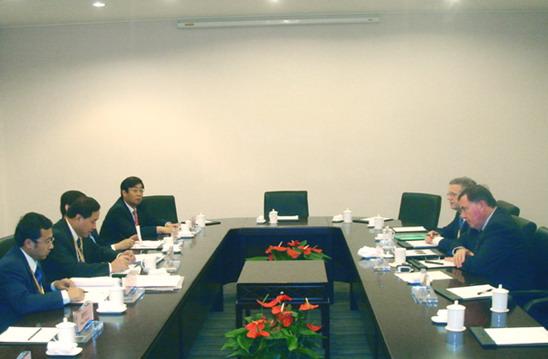 Vice Minster Hu met WWC Chairman