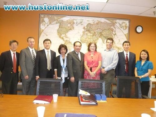 Executive Vice President Visited 2 American Universities