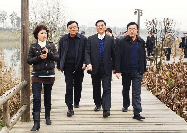 Yichuan Party and Political Delegation group Xinyu on urban contraction