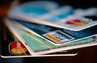 China's credit card lending grows by 13.2%