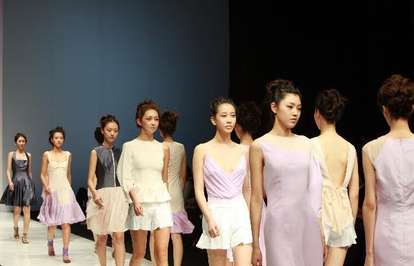 Seoul Fashion Week -- 
