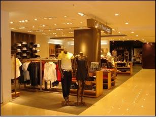 India: Calvin Klein brings CK Jeans S/S collection at Oasis Mall